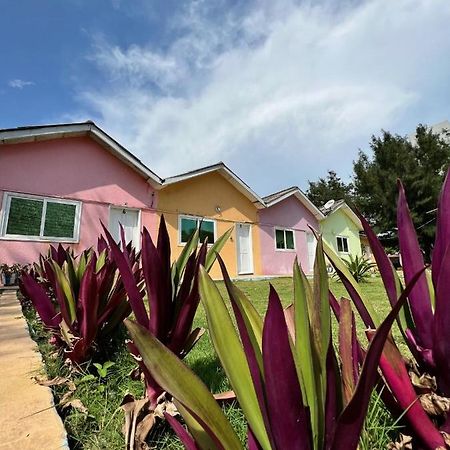 קוטונו Tahiti Hotel מראה חיצוני תמונה