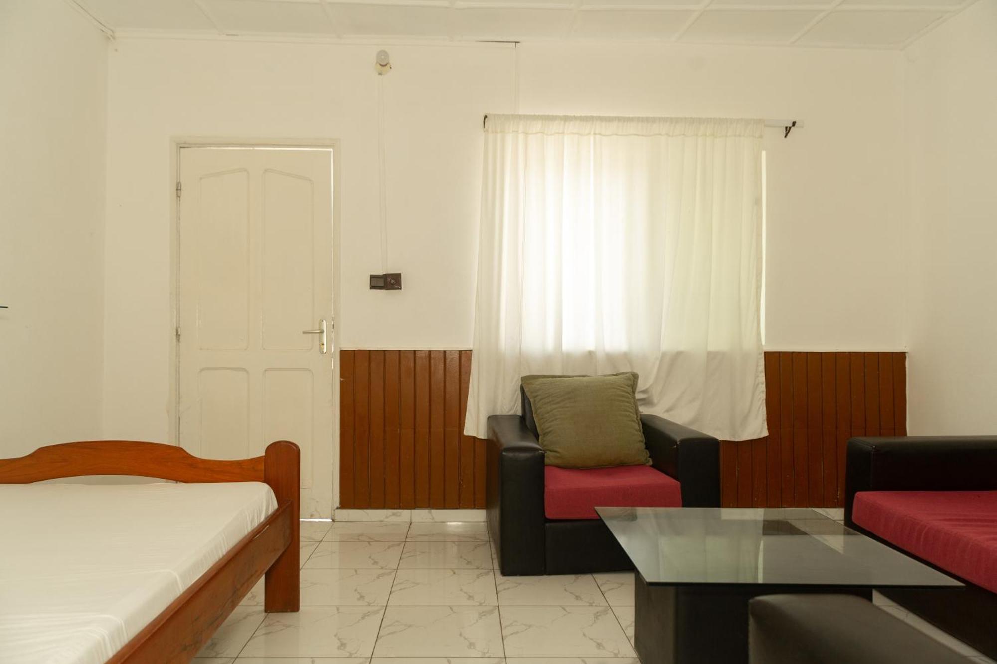 קוטונו Tahiti Hotel מראה חיצוני תמונה