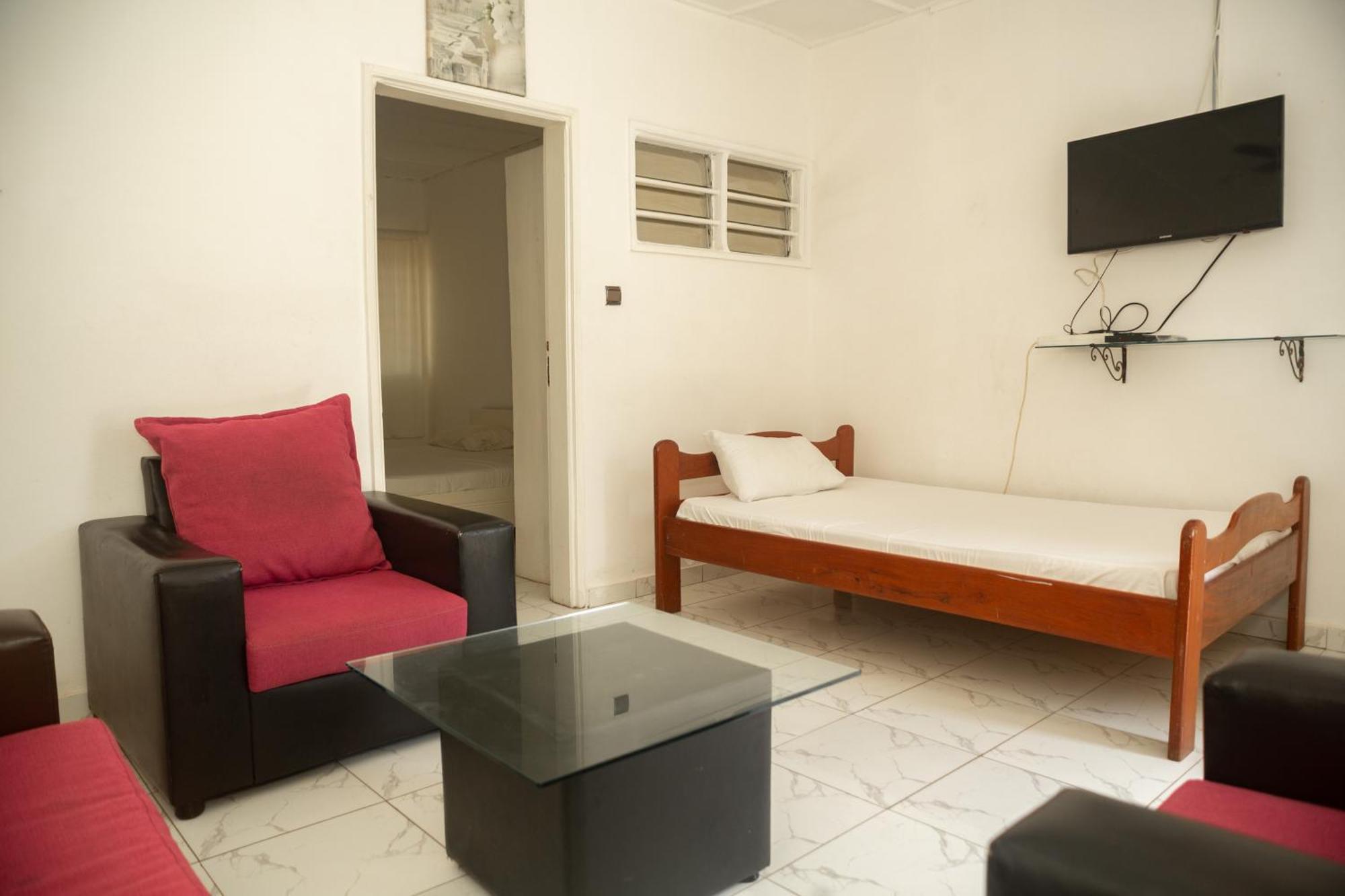 קוטונו Tahiti Hotel מראה חיצוני תמונה