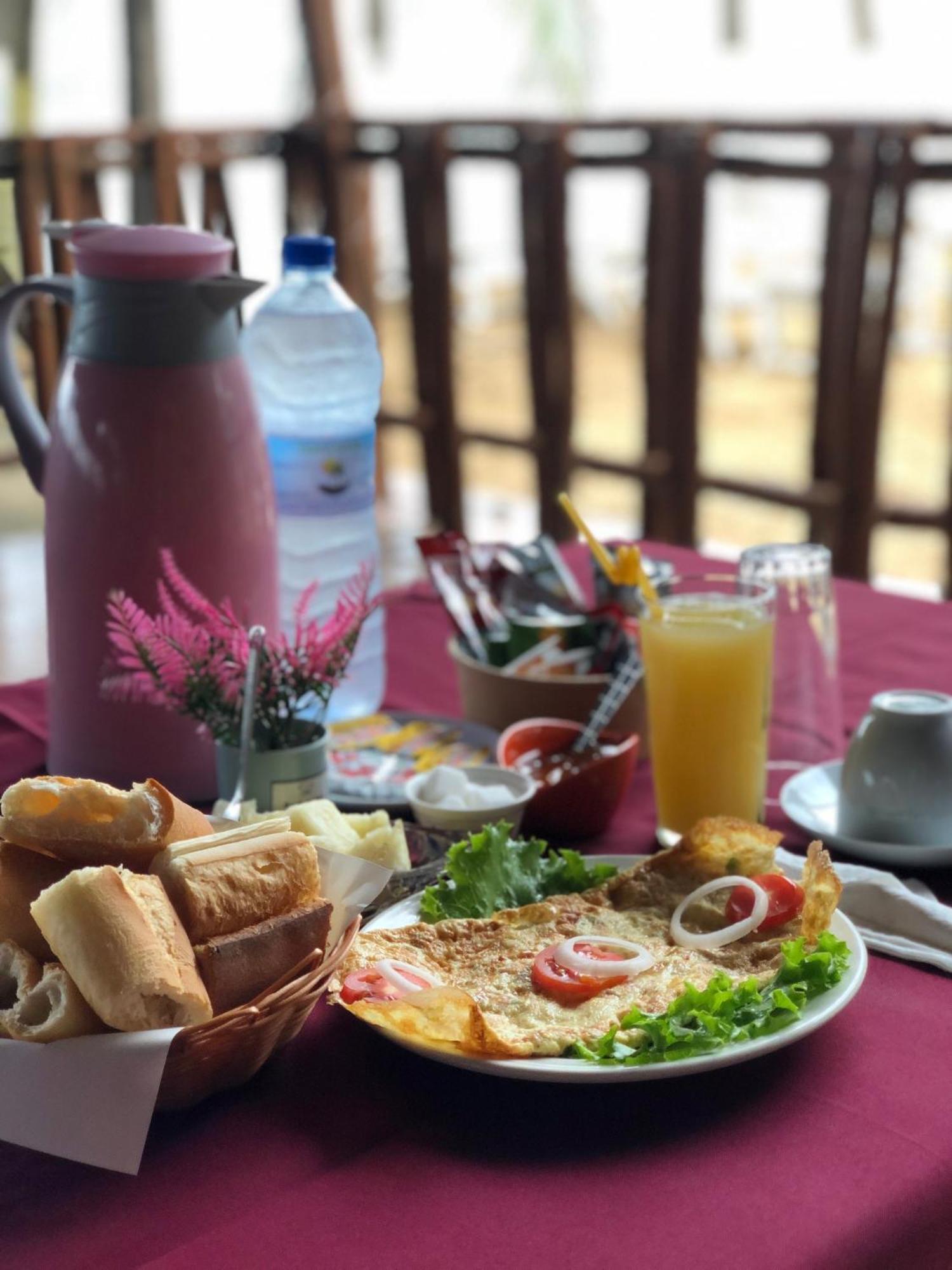 קוטונו Tahiti Hotel מראה חיצוני תמונה