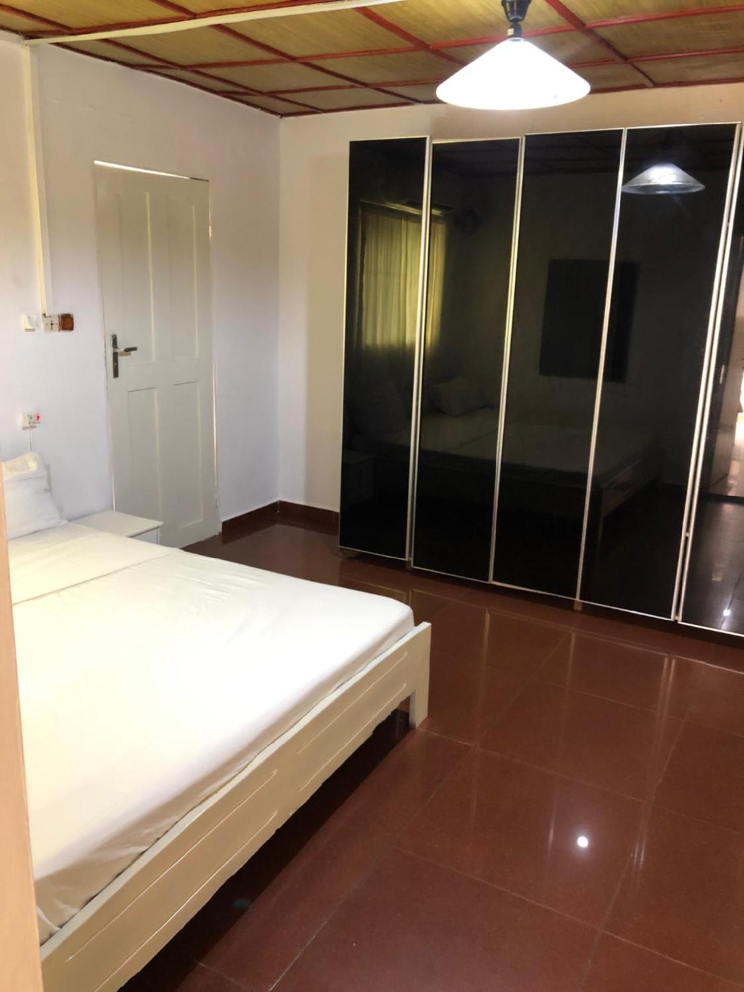 קוטונו Tahiti Hotel מראה חיצוני תמונה